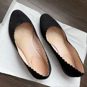 Elegant Black Scalloped Women's Flats